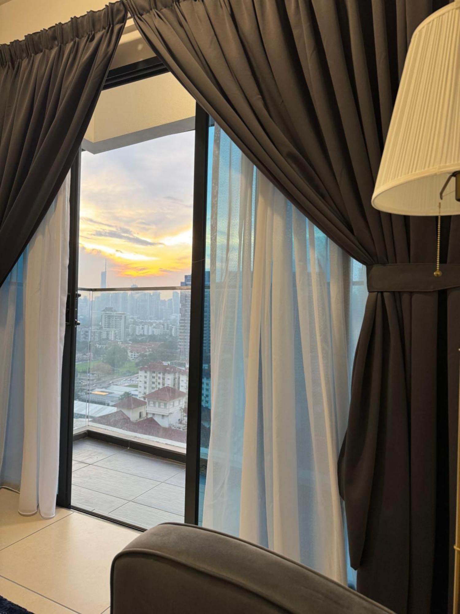 Reizz Residence By Perkasa Kuala Lumpur Exterior foto